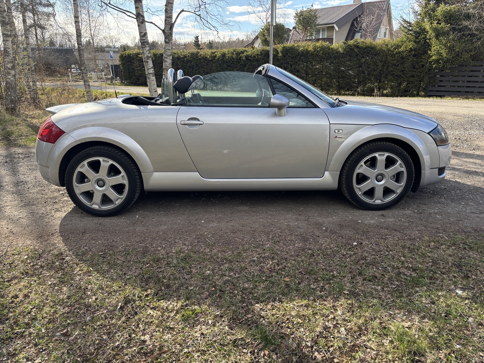Audi TT 2000, photo 4/10
