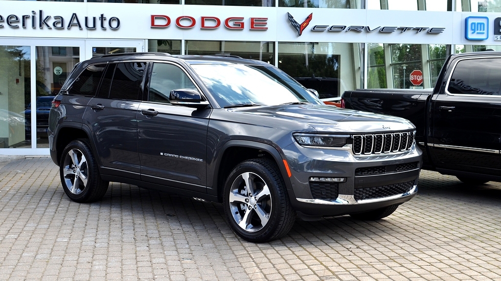 Jeep Grand Cherokee 2026, photo 2/10