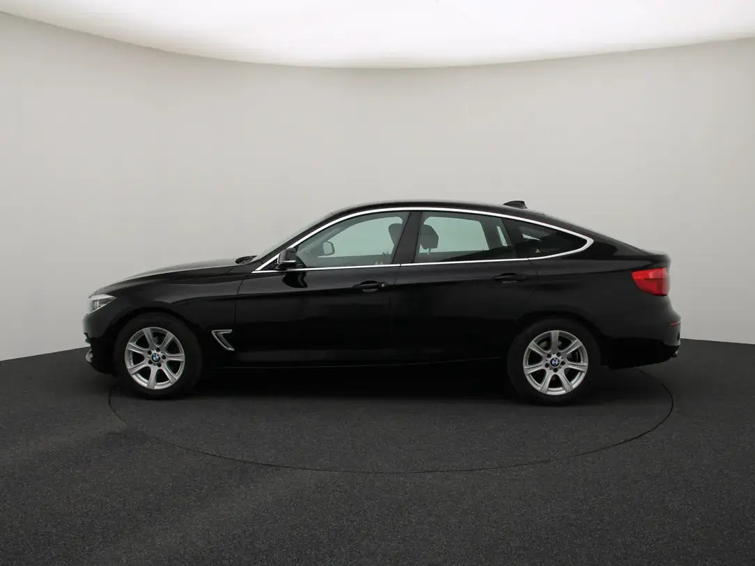 BMW 318 2017, kuva 6/40