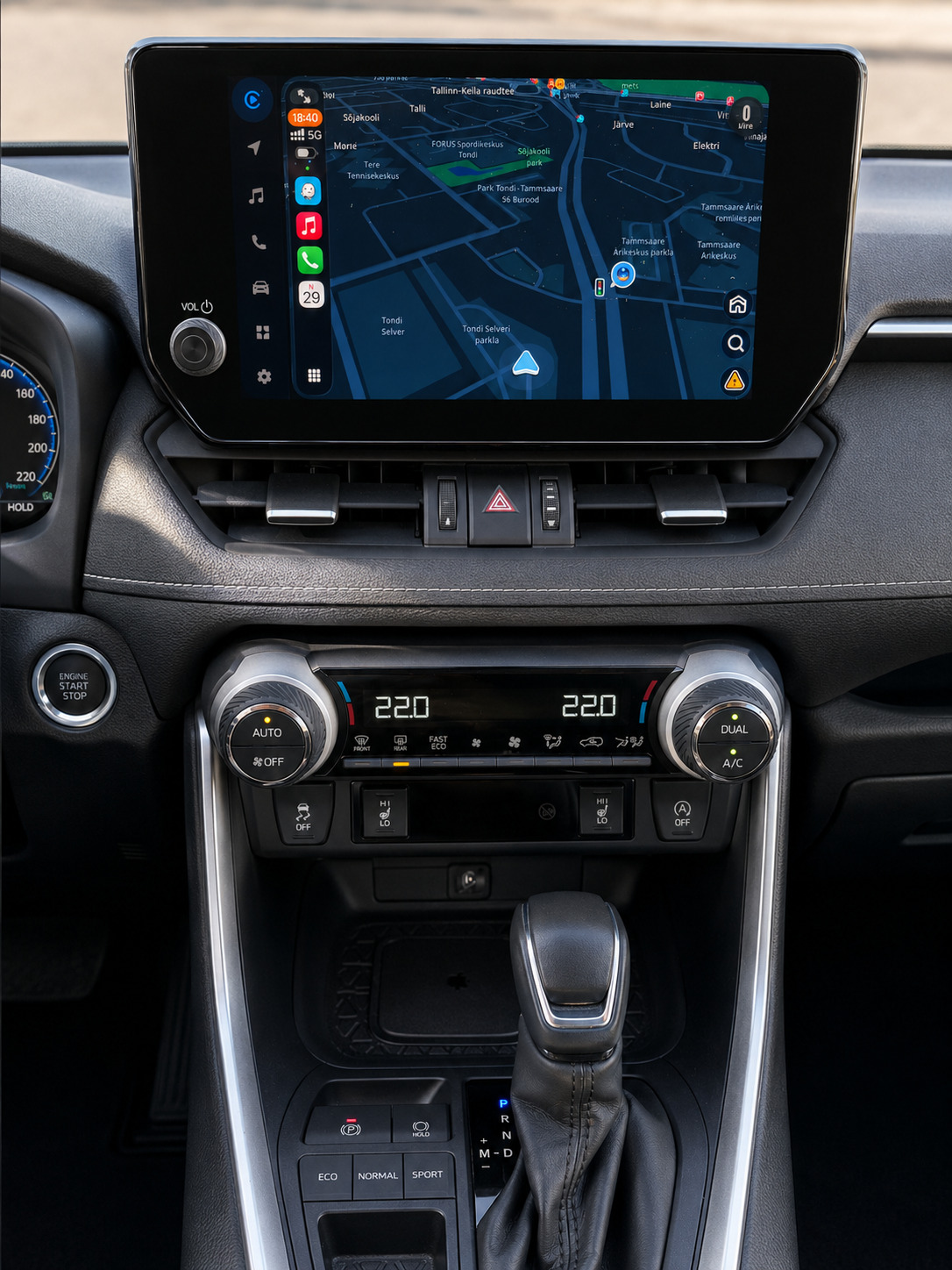 Toyota RAV4 2024, photo 7/9