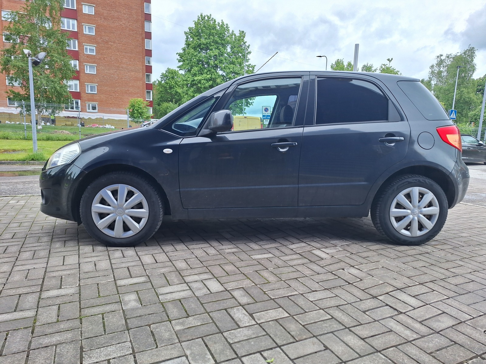 Suzuki SX4 2011, photo 3/7