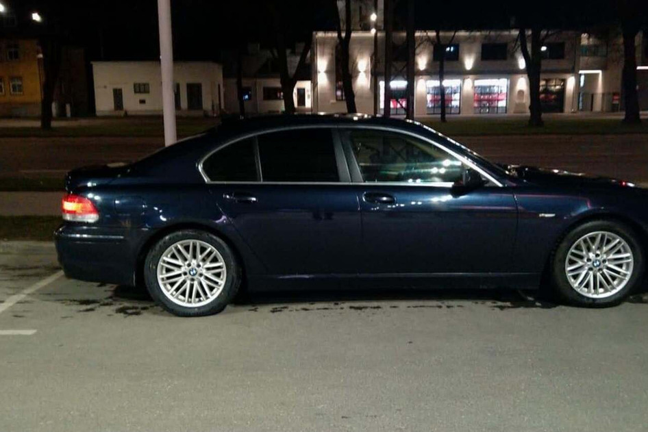 BMW 730, 2006, дизель, автомат, задний привод