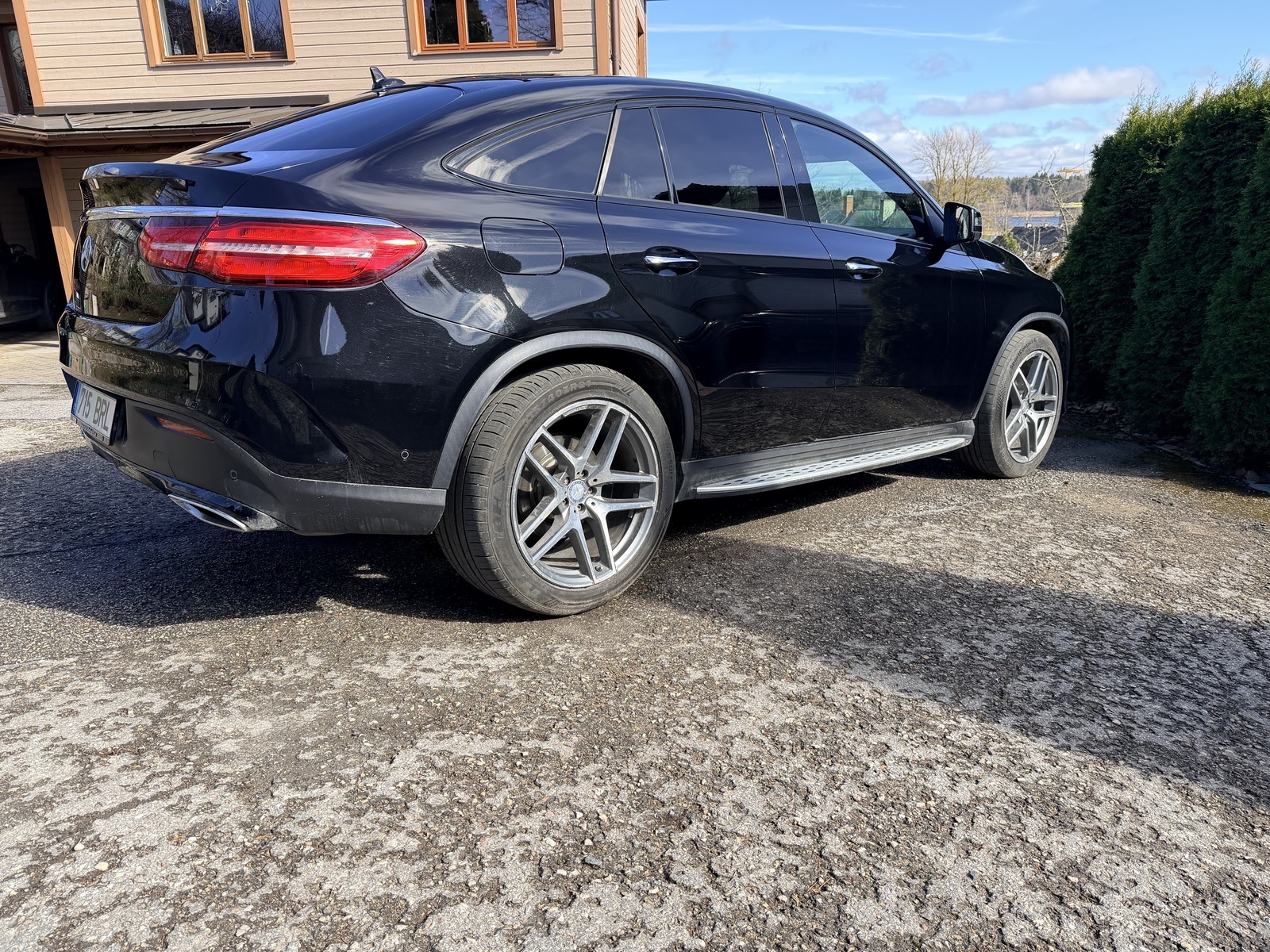 Mercedes-Benz GLE 350 2016, kuva 3/16