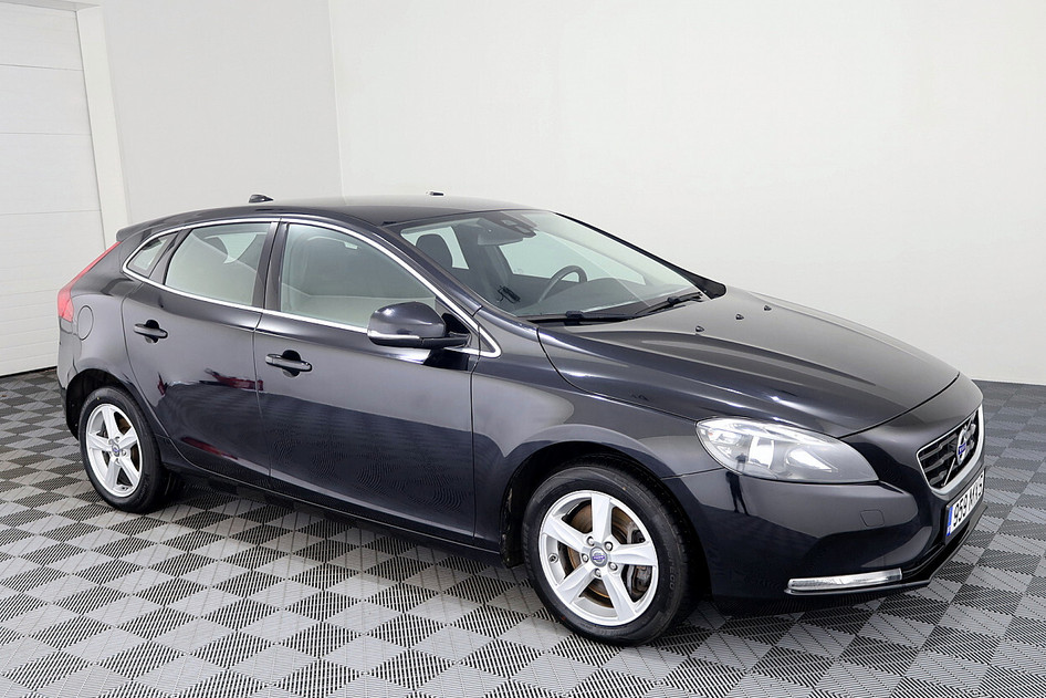 Volvo V40, 2014, 2.0, 140 kW, дизель, механическая, передний привод