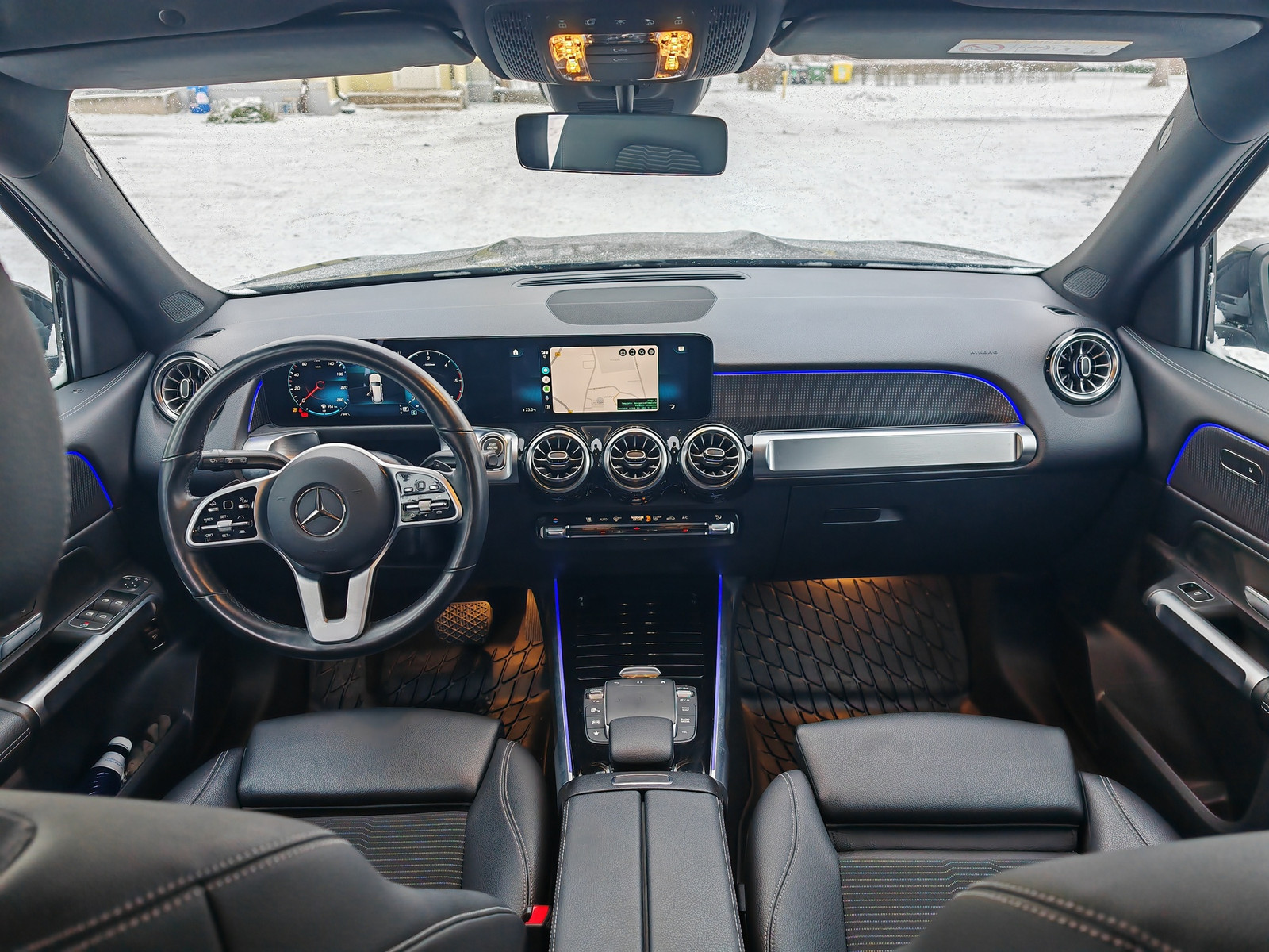 Mercedes-Benz GLB 180 2021, photo 7/12