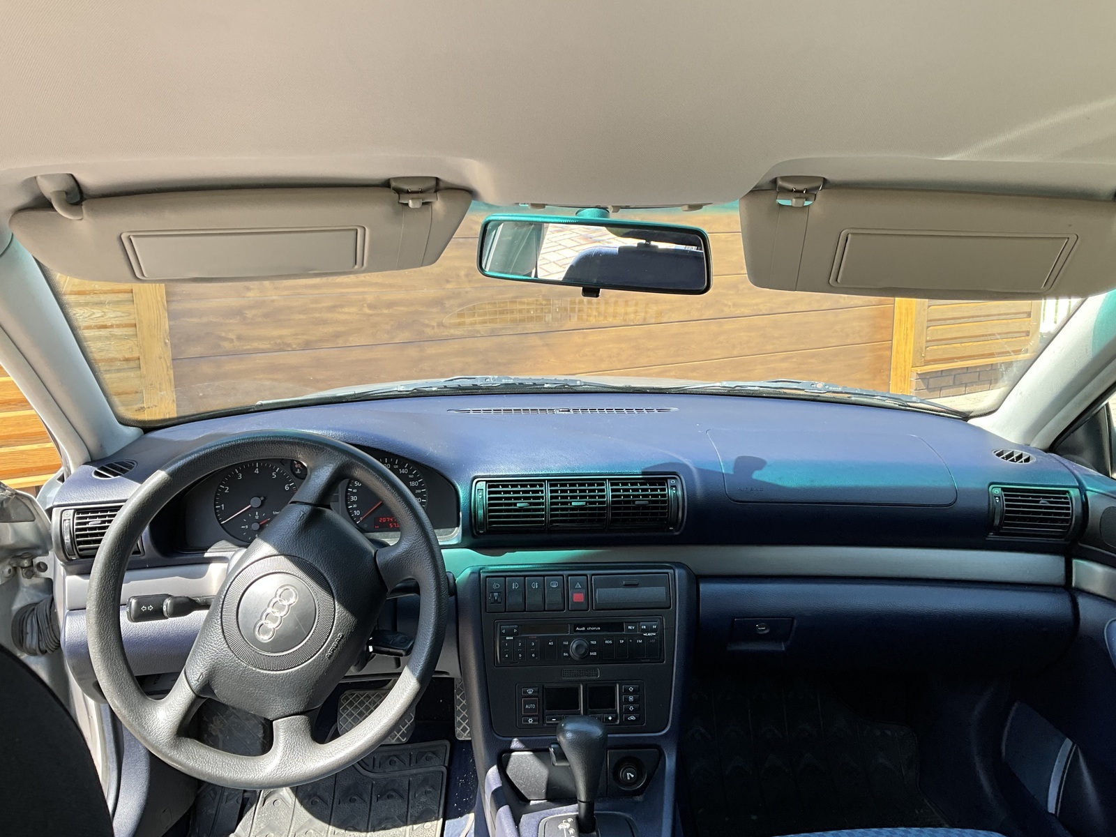 Audi A4 1998, kuva 5/6