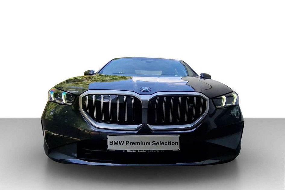 BMW i5, 2025, 250 kW, электричество, автомат, задний привод