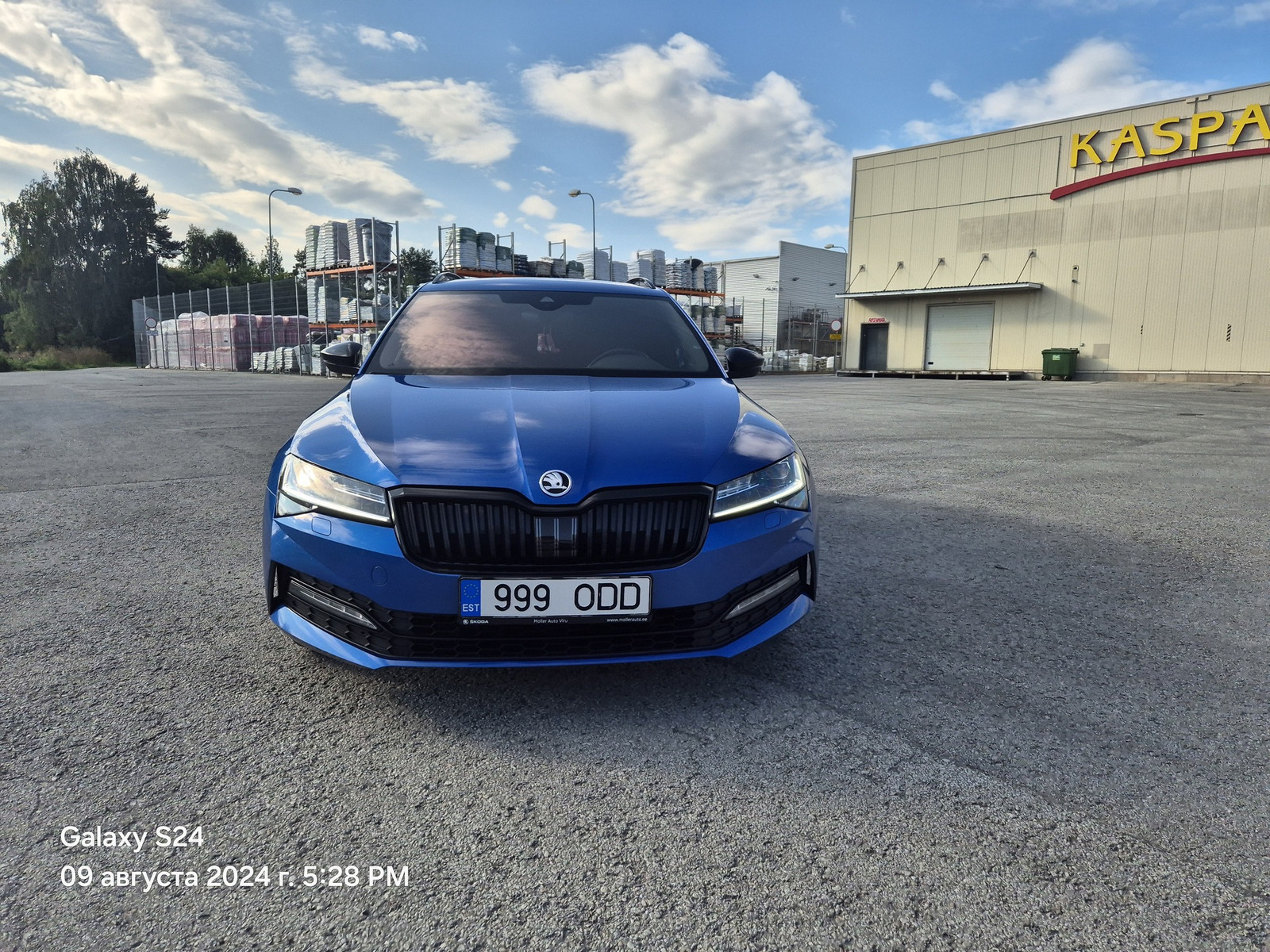 Škoda Superb 2021, photo 3/24