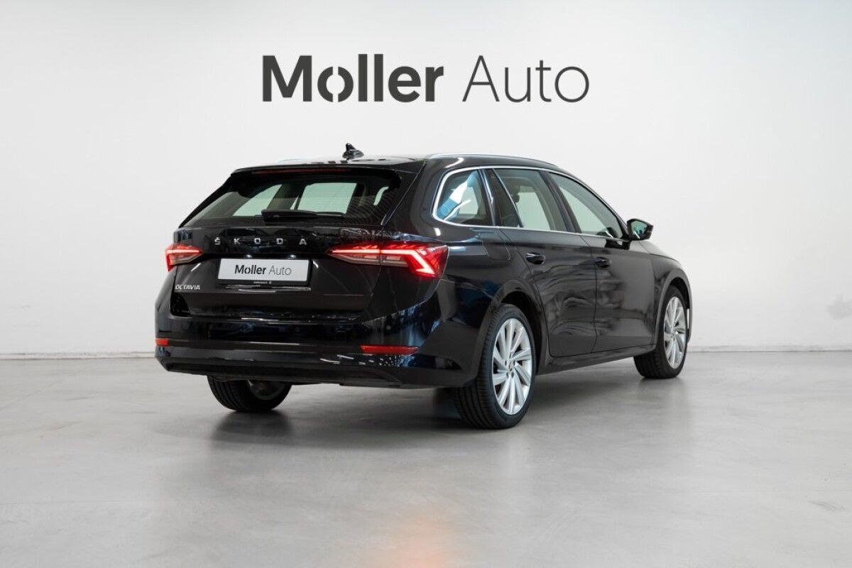 Škoda Octavia 2022, photo 7/31