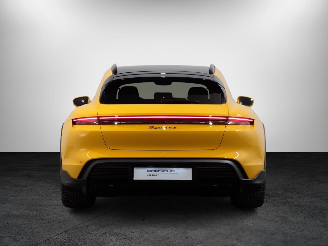 Porsche Taycan 2023, photo 5/30