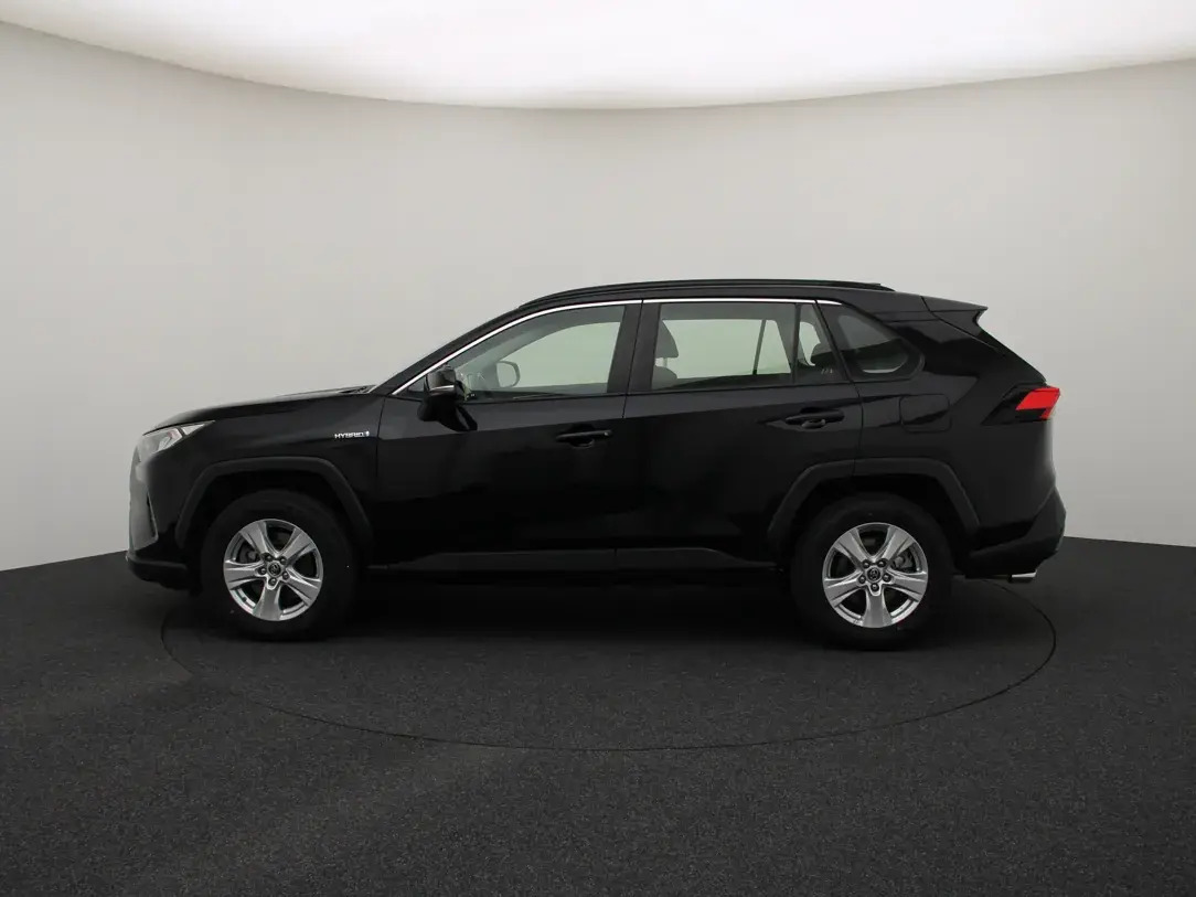 Toyota RAV4 2019, photo 6/33