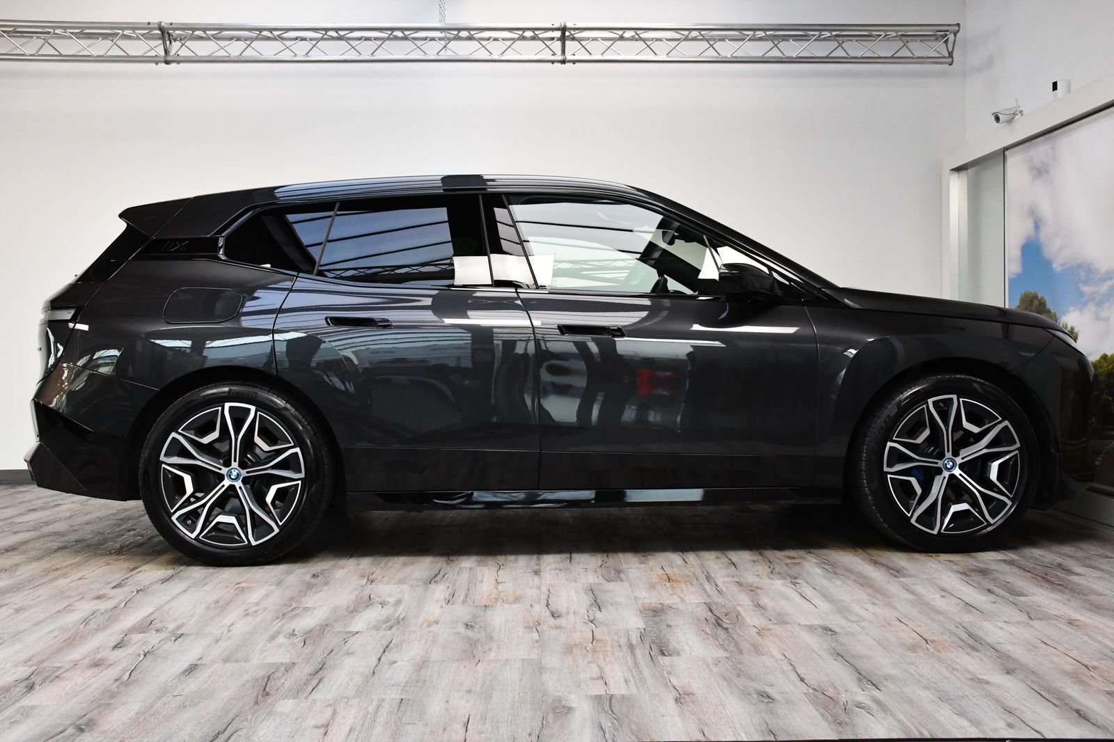 BMW iX 2023, kuva 2/9