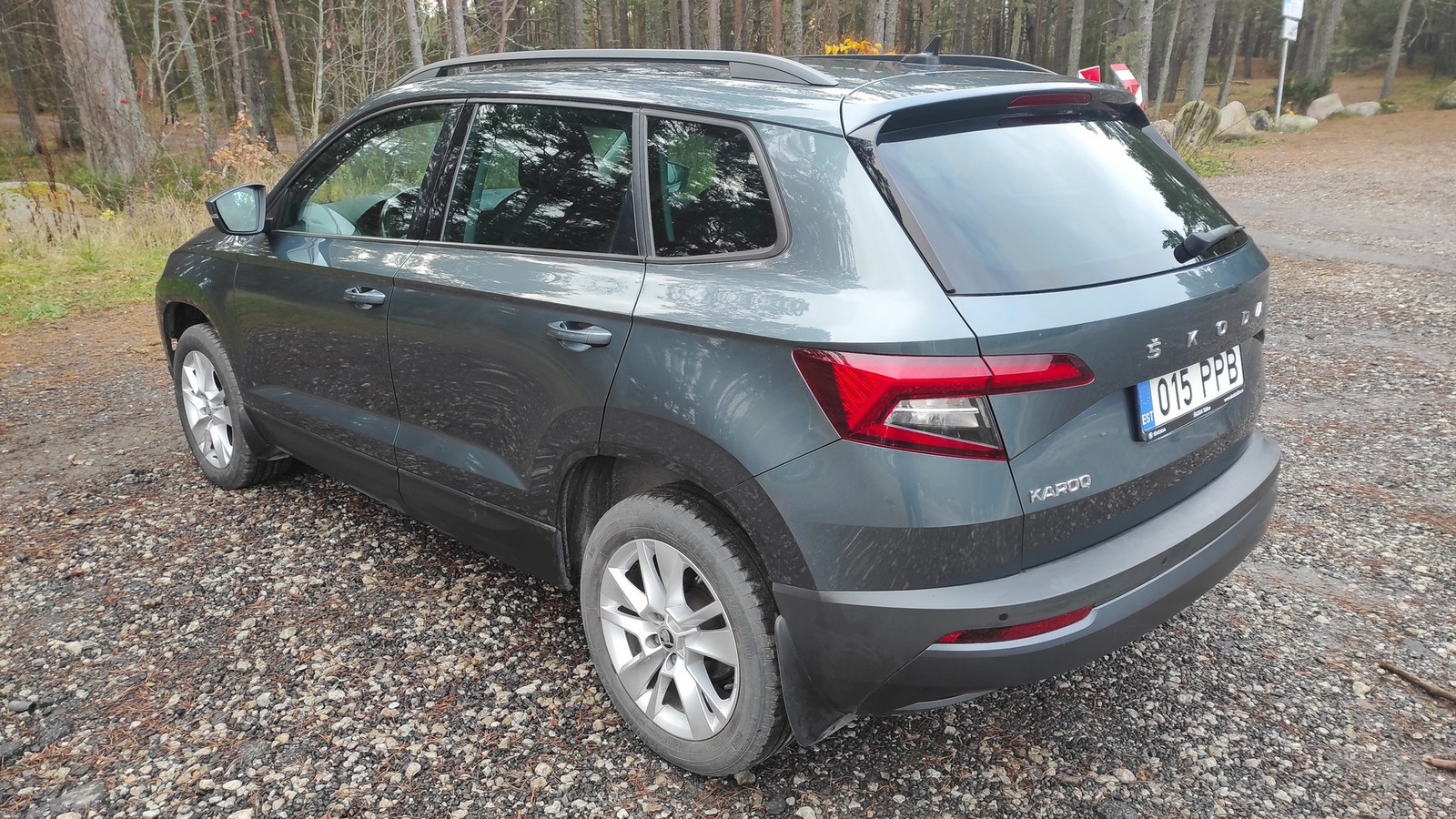 Škoda Karoq 2020, photo 4/10
