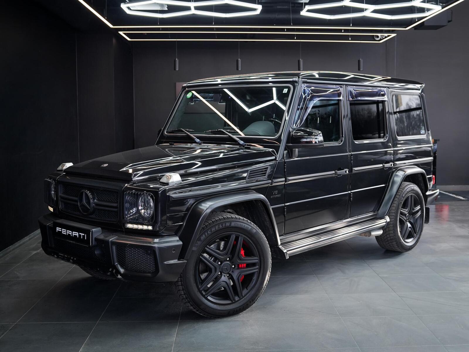 Mercedes-Benz G 63 AMG Biturbo 5.5 V8 400kW