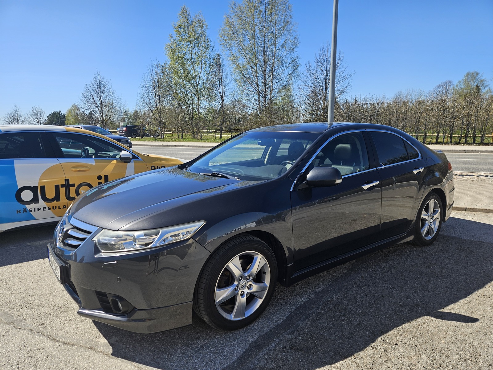 Honda Accord 2011, kuva 2/6