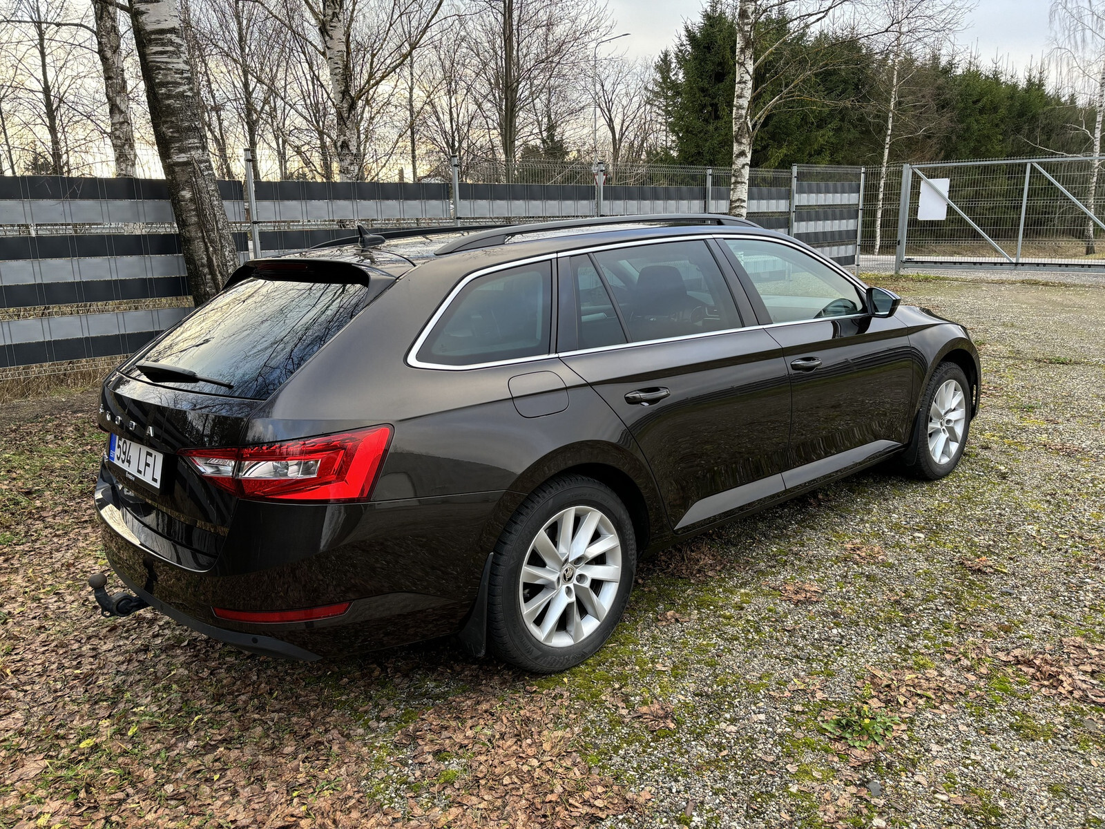 Škoda Superb 2019, photo 5/17