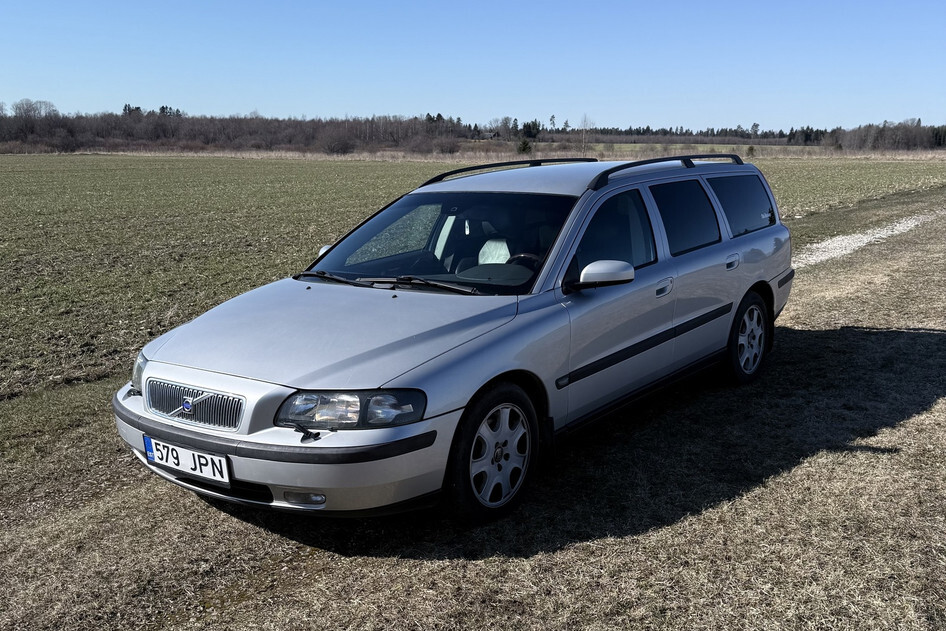 Volvo V70, 2004, 2.4, 120 kW, дизель, автомат, передний привод