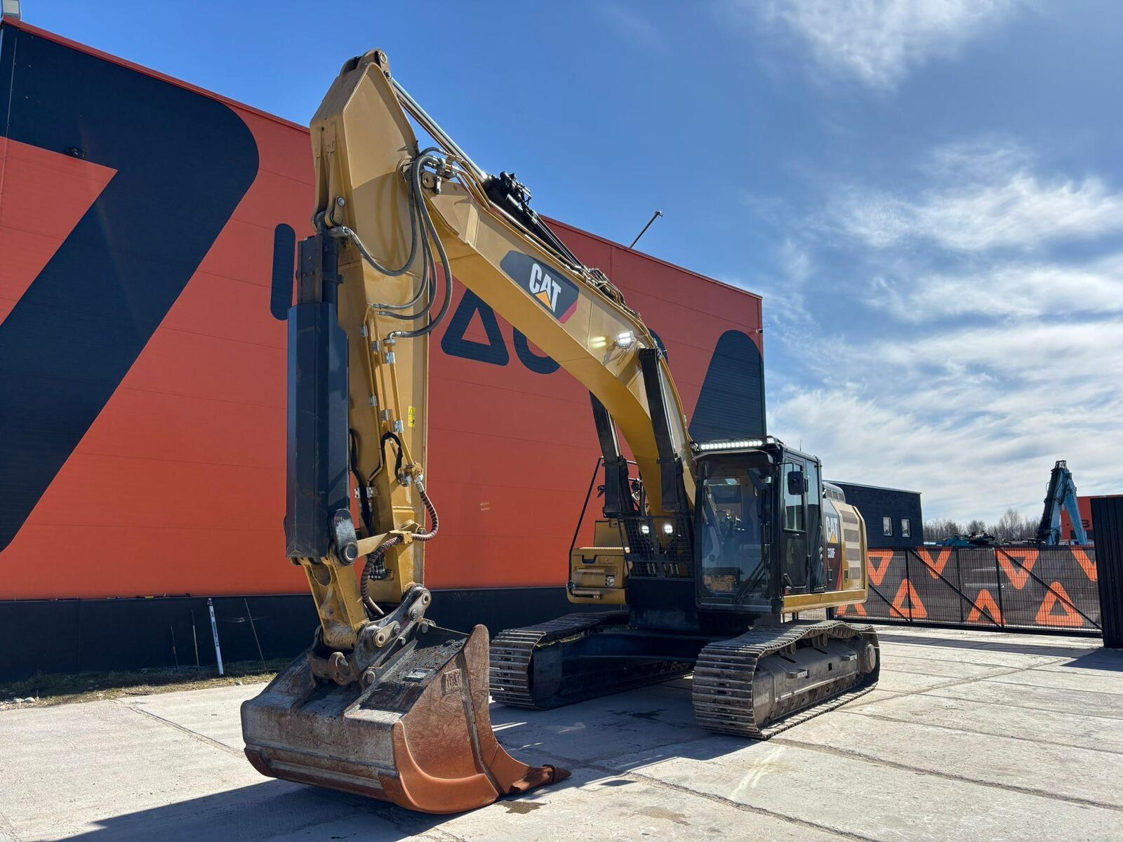 Caterpillar 330 FL, kuva 2/26