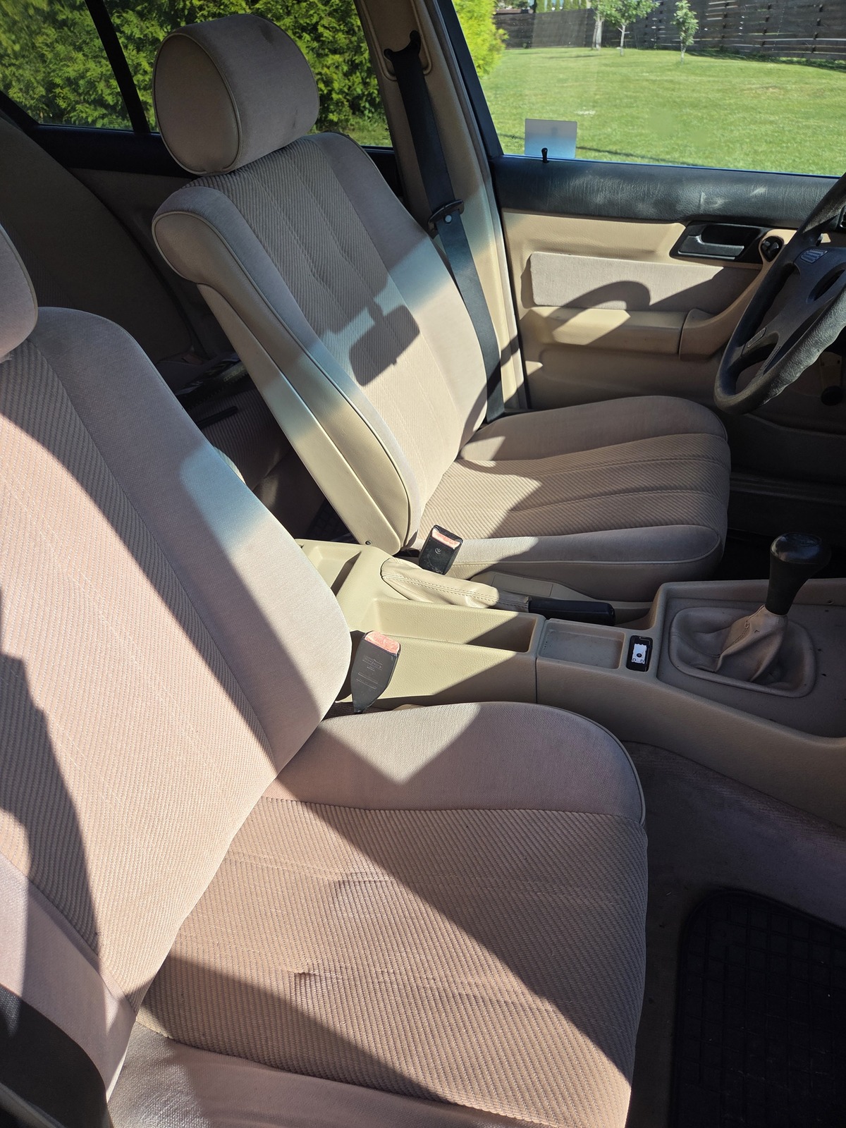 BMW 520 1988, photo 5/9