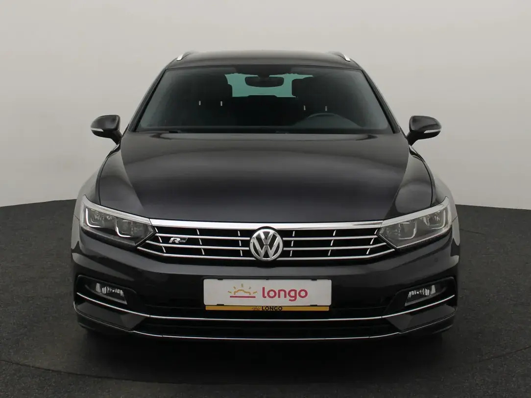 Volkswagen Passat 2017, photo 3/10