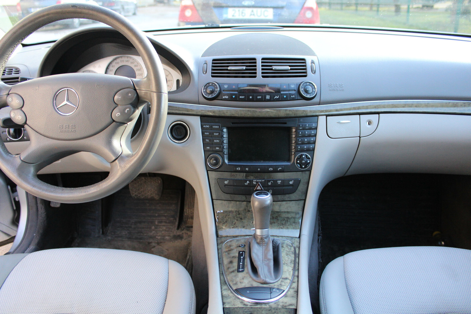 Mercedes-Benz E 280 2006, kuva 6/7