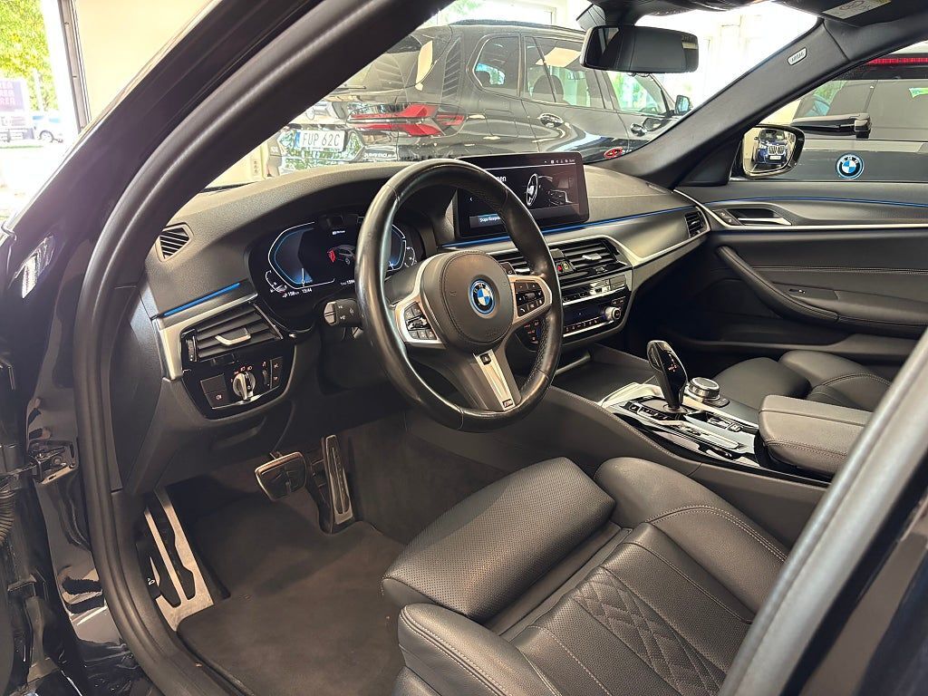 BMW 530 2022, photo 5/10