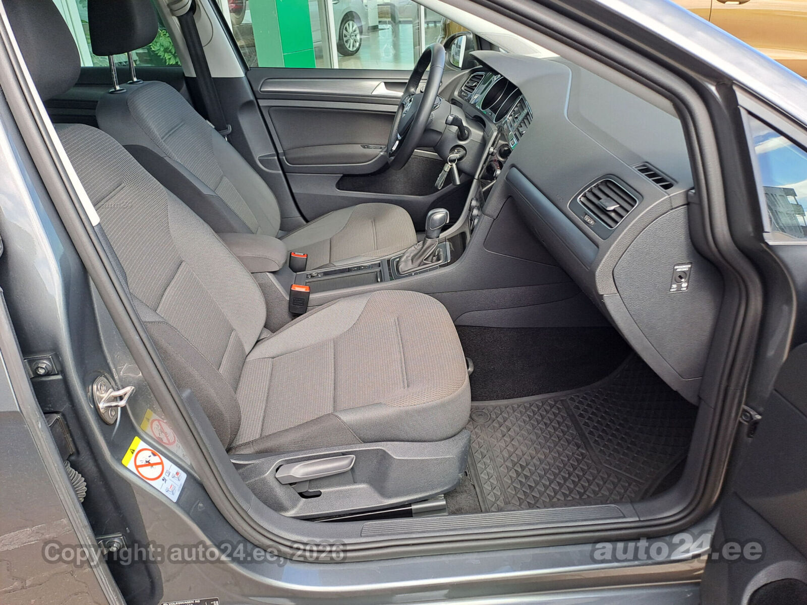 Volkswagen Golf 2020, photo 5/7