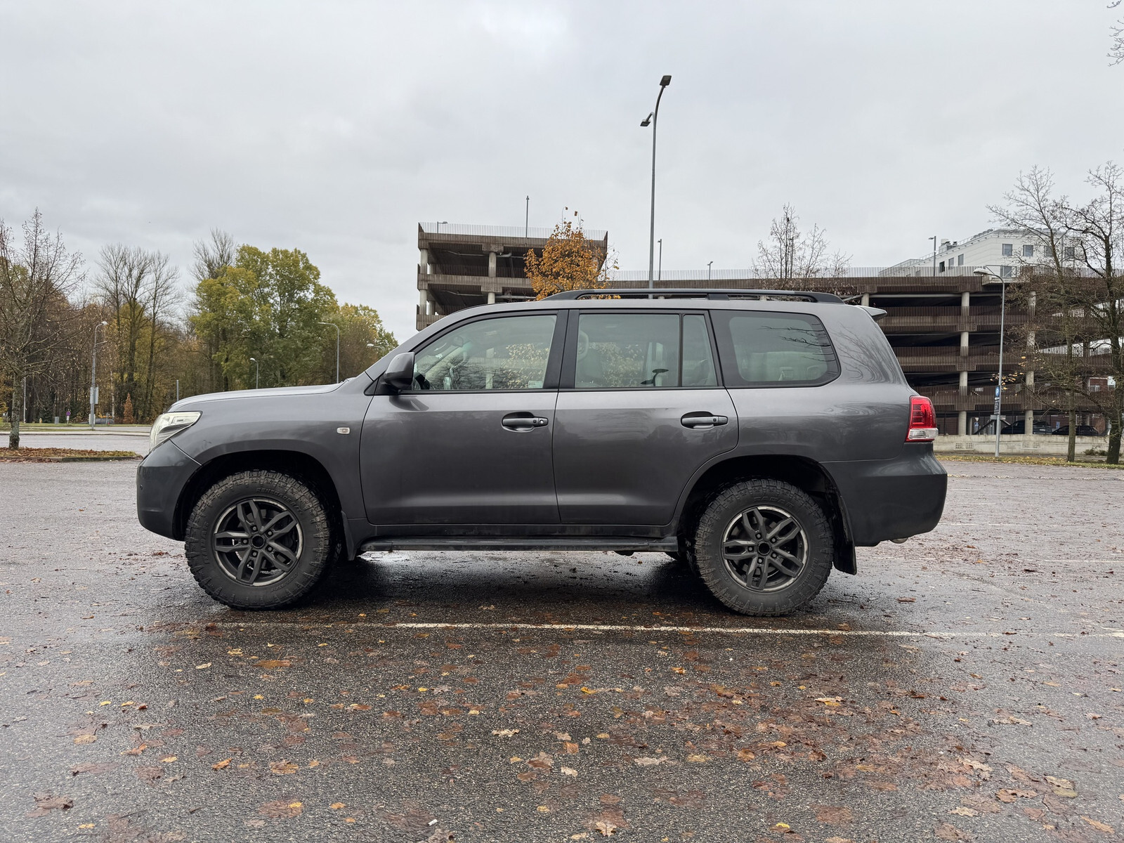 Toyota Land Cruiser 2008, kuva 4/10