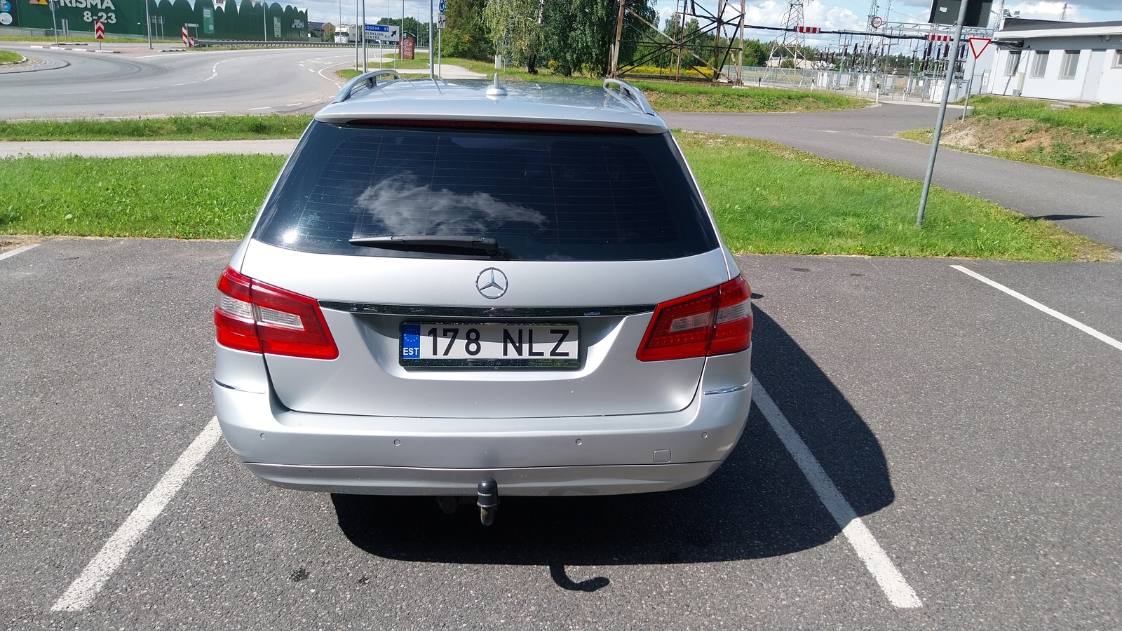 Mercedes-Benz E 220 2012, kuva 4/8