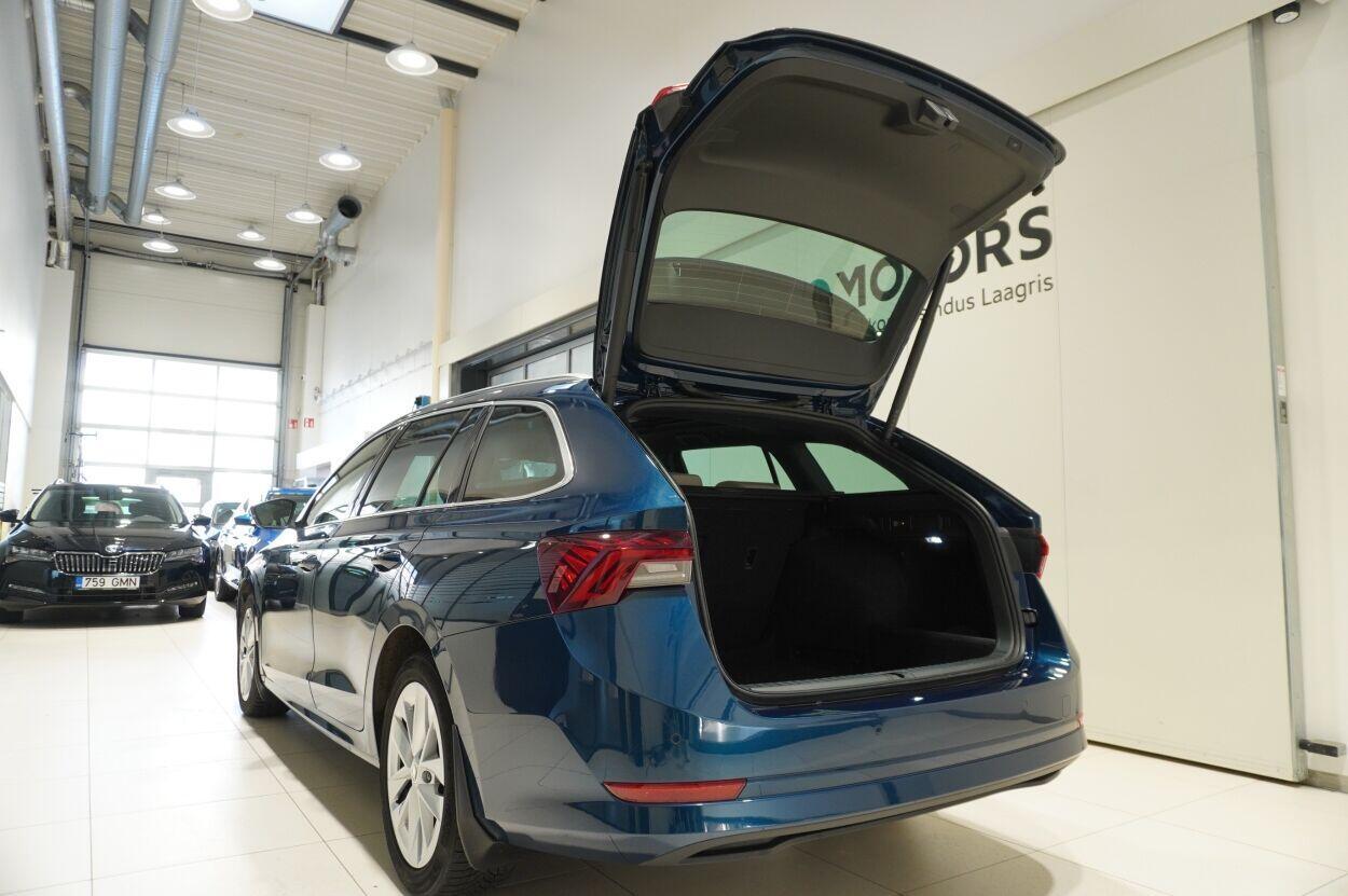 Škoda Octavia 2022, photo 6/24
