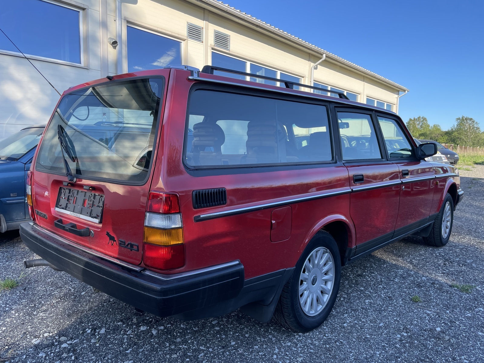 Volvo 240 1991, kuva 4/55