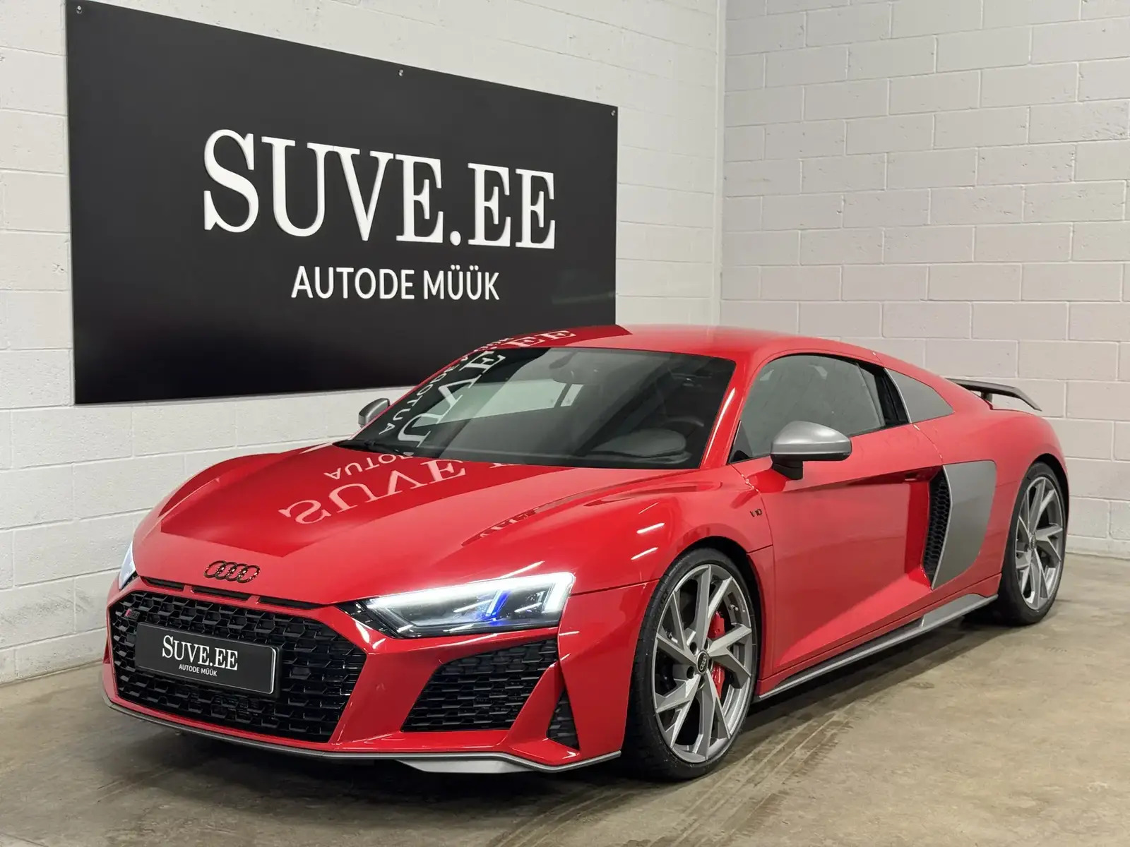 Audi R8 Coupe 5.2 456kW
