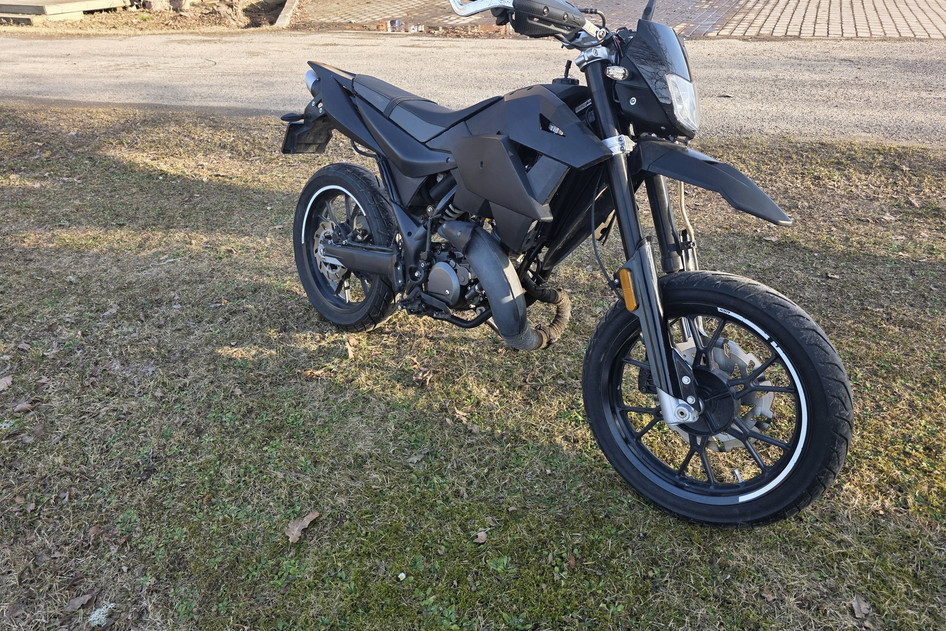 2019, 0.1, 2.3 kW, bensiin, manuaal, tagavedu