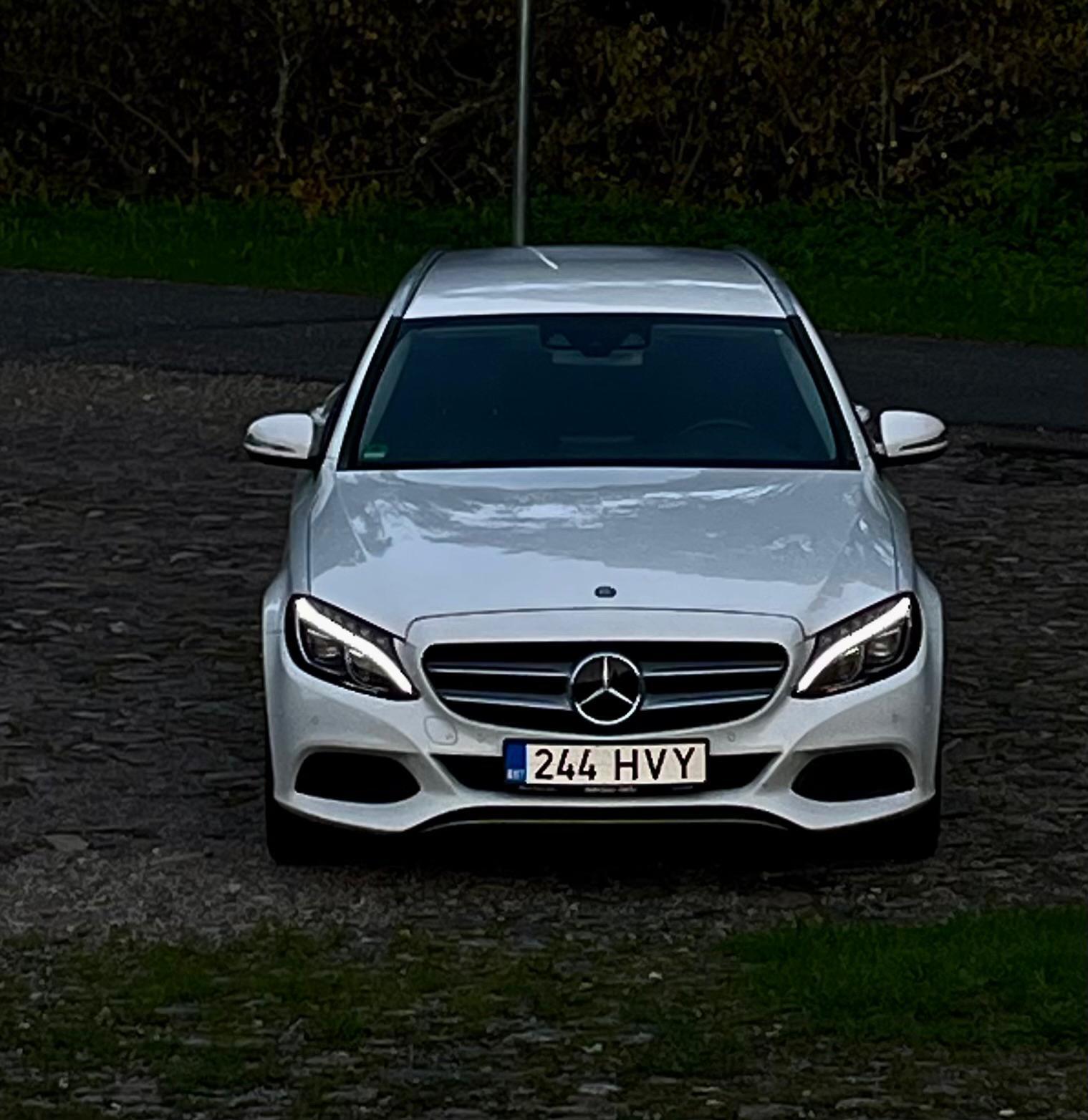 Mercedes-Benz C 250 2015, photo 2/9