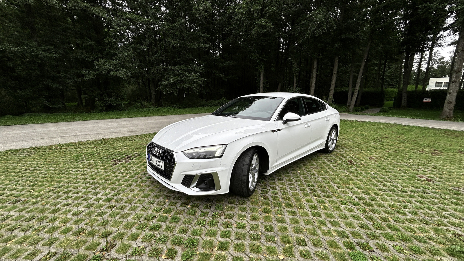 Audi A5 2021, photo 3/10