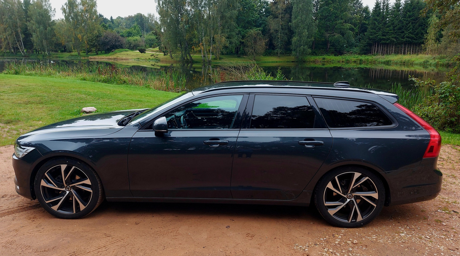 Volvo V90 2018, photo 3/19