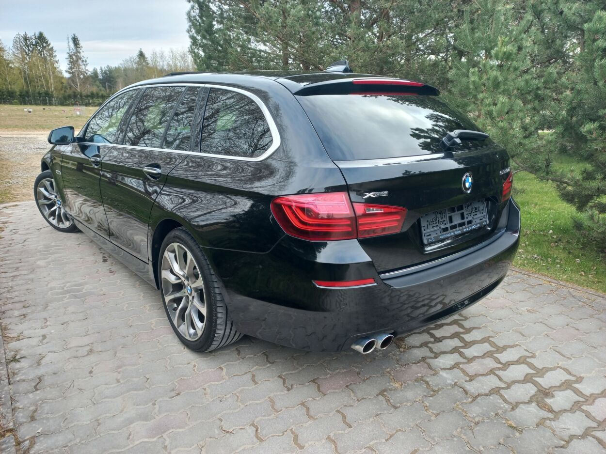 BMW 530 2015, photo 4/10