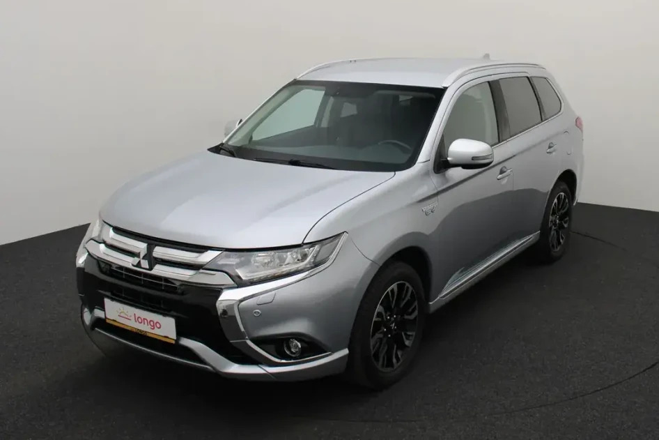 Mitsubishi Outlander, 2016, 2.0, 149 kW, подключаемый гибрид (бензин/электричество), автомат, полный привод