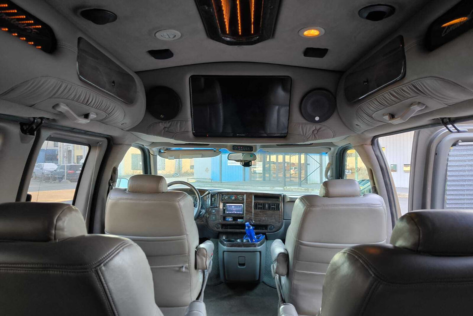 Chevrolet Express, 2005, 5.3, 213 kW, бензин, автомат, полный привод