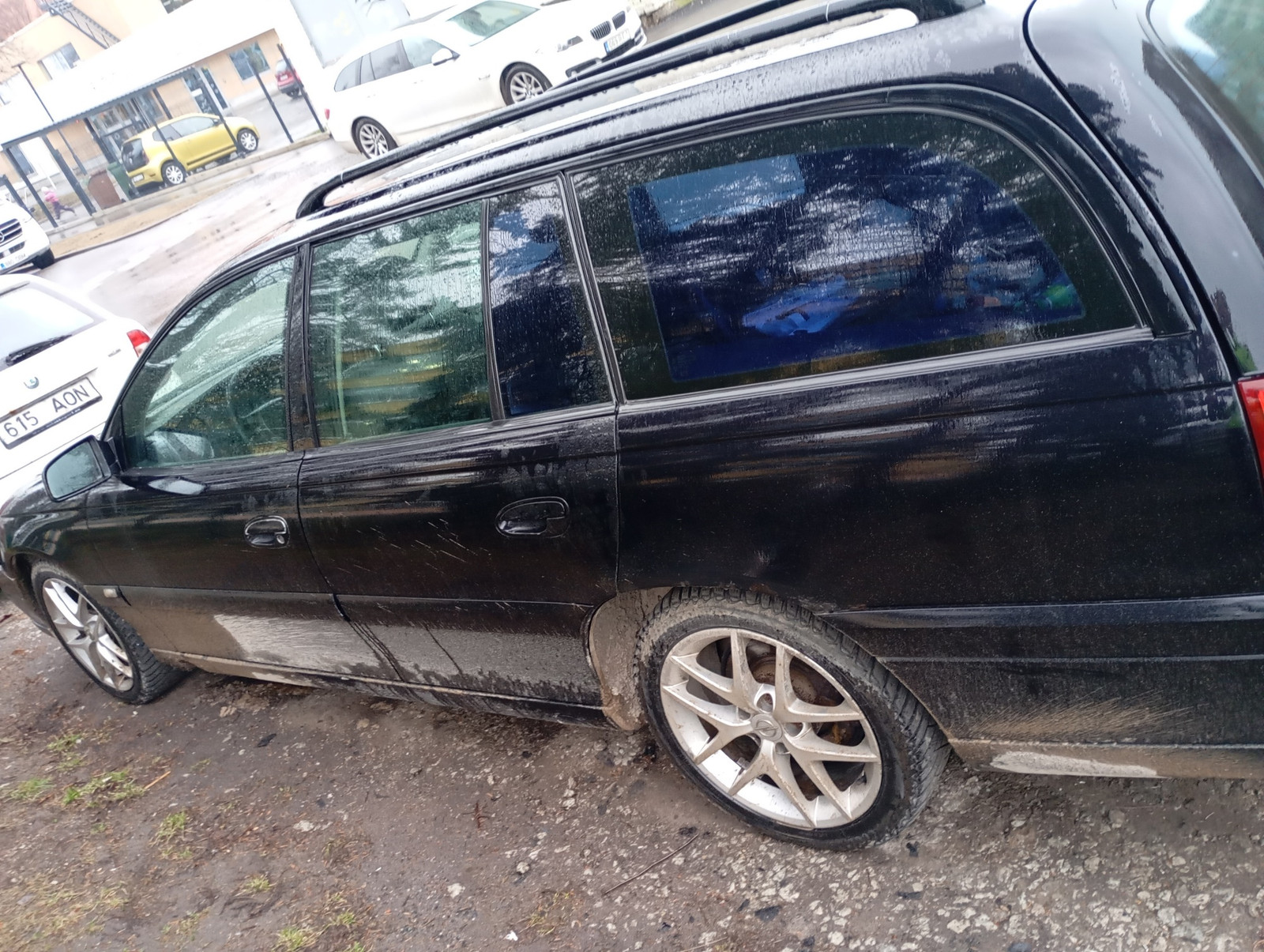 Opel Omega 2002, photo 5/6