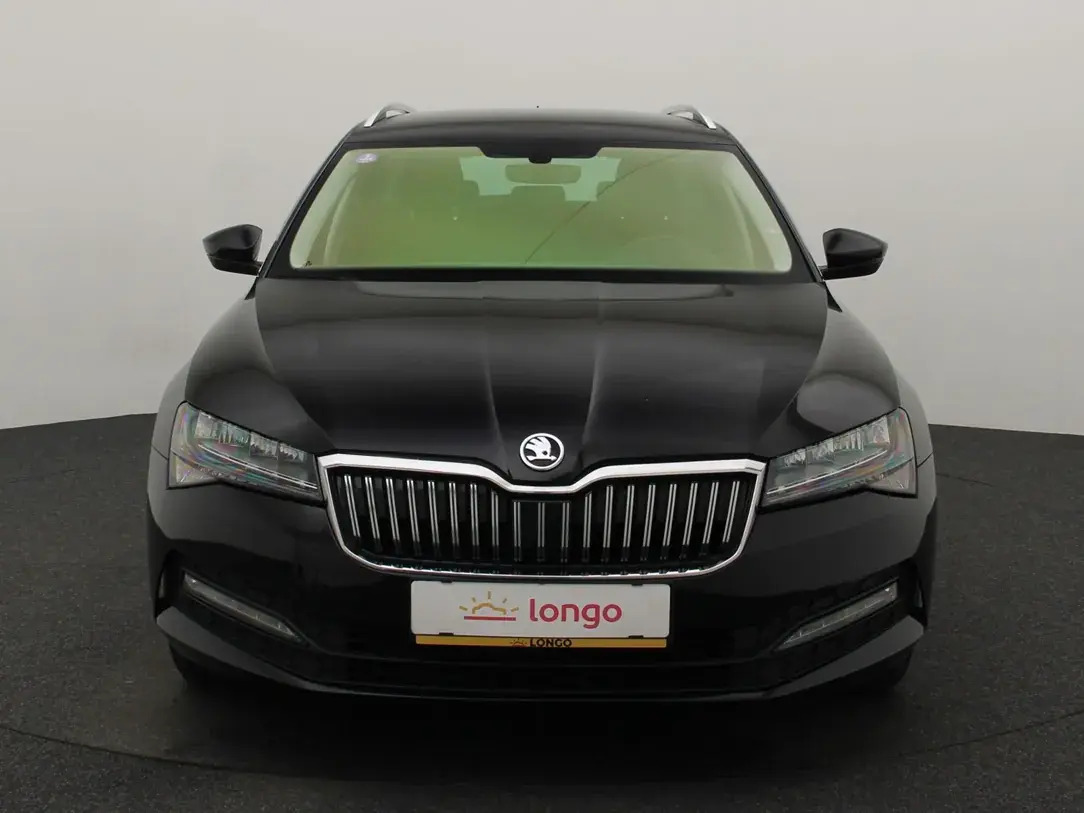 Škoda Superb 2022, photo 3/33