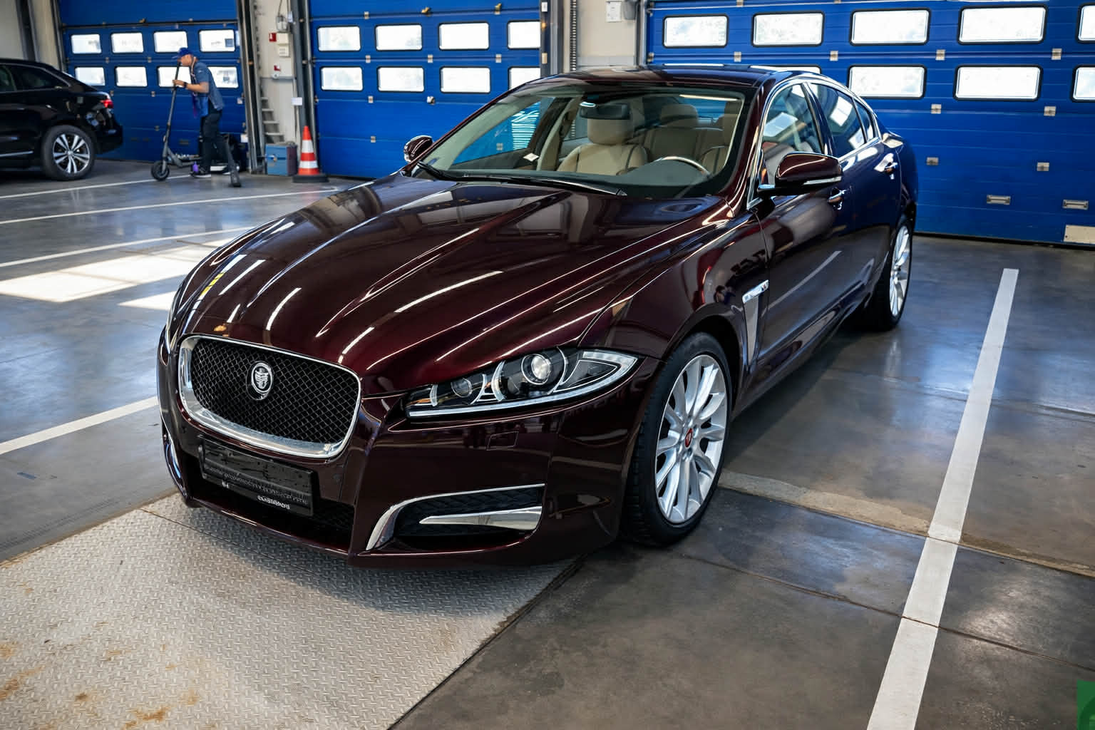 Jaguar XF Portfolio 5.0 283kW