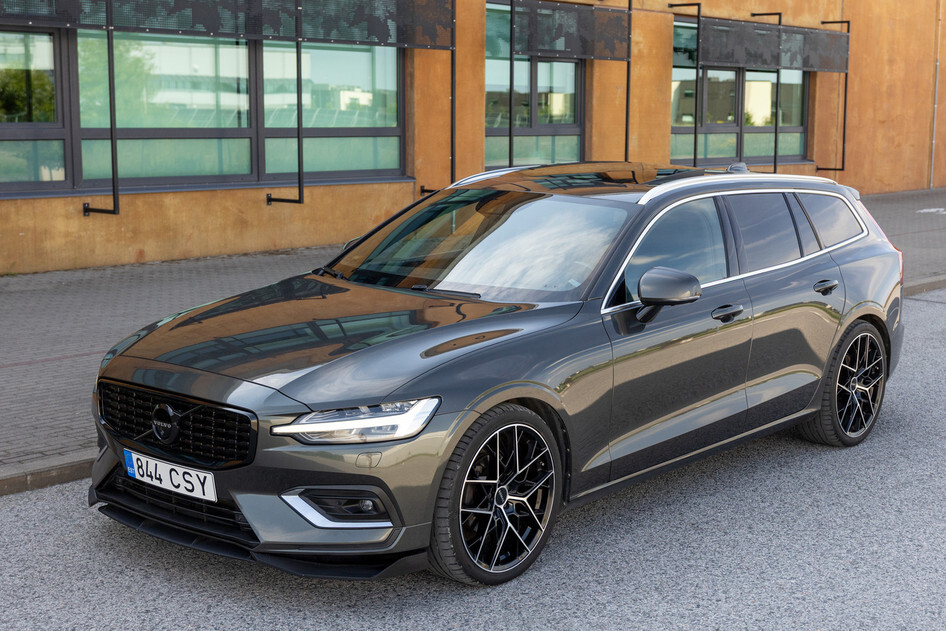 Volvo V60, 2019, 2.0, 140 kW, дизель, автомат, передний привод