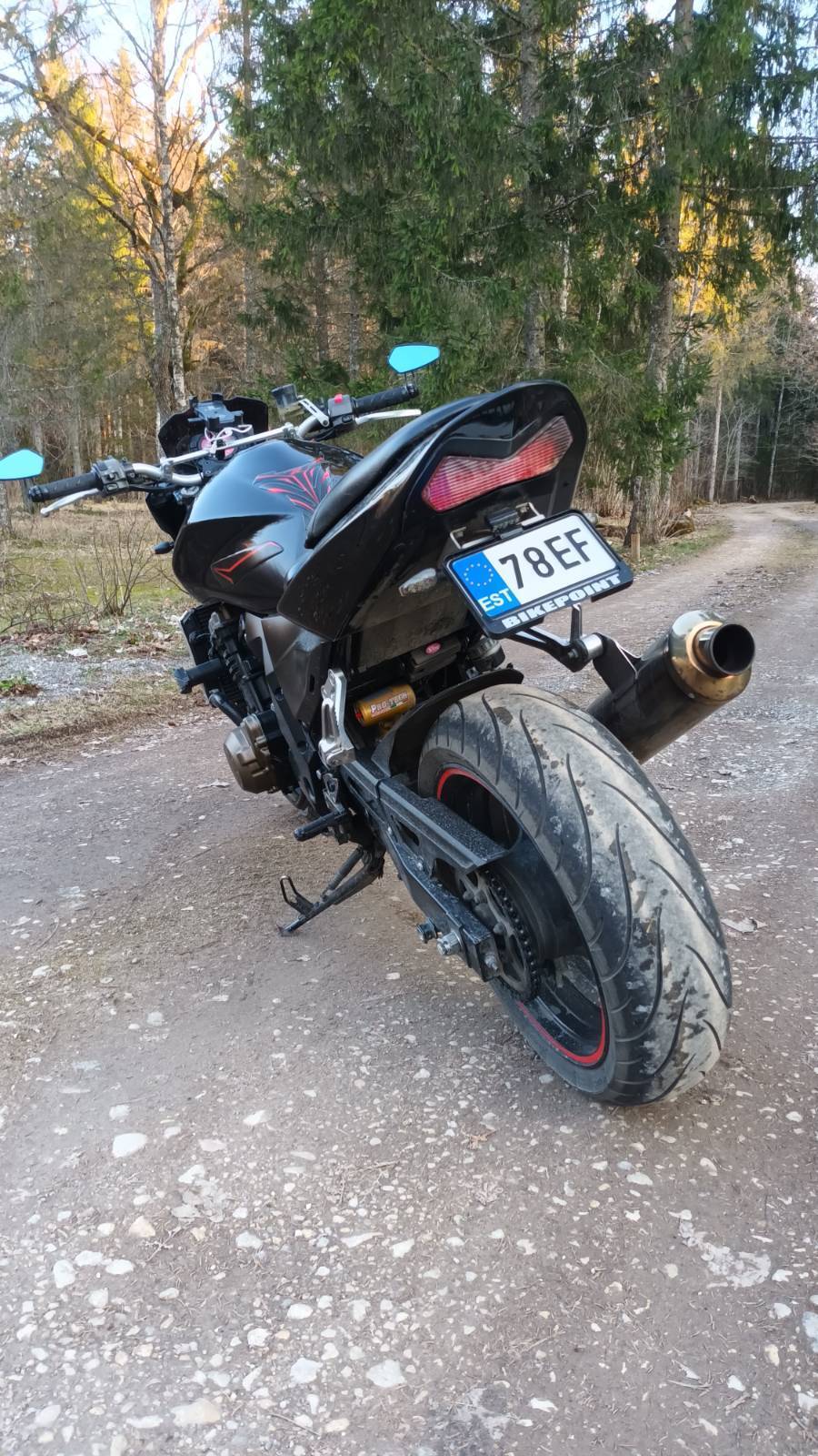 Kawasaki Z 750 2004, kuva 3/4