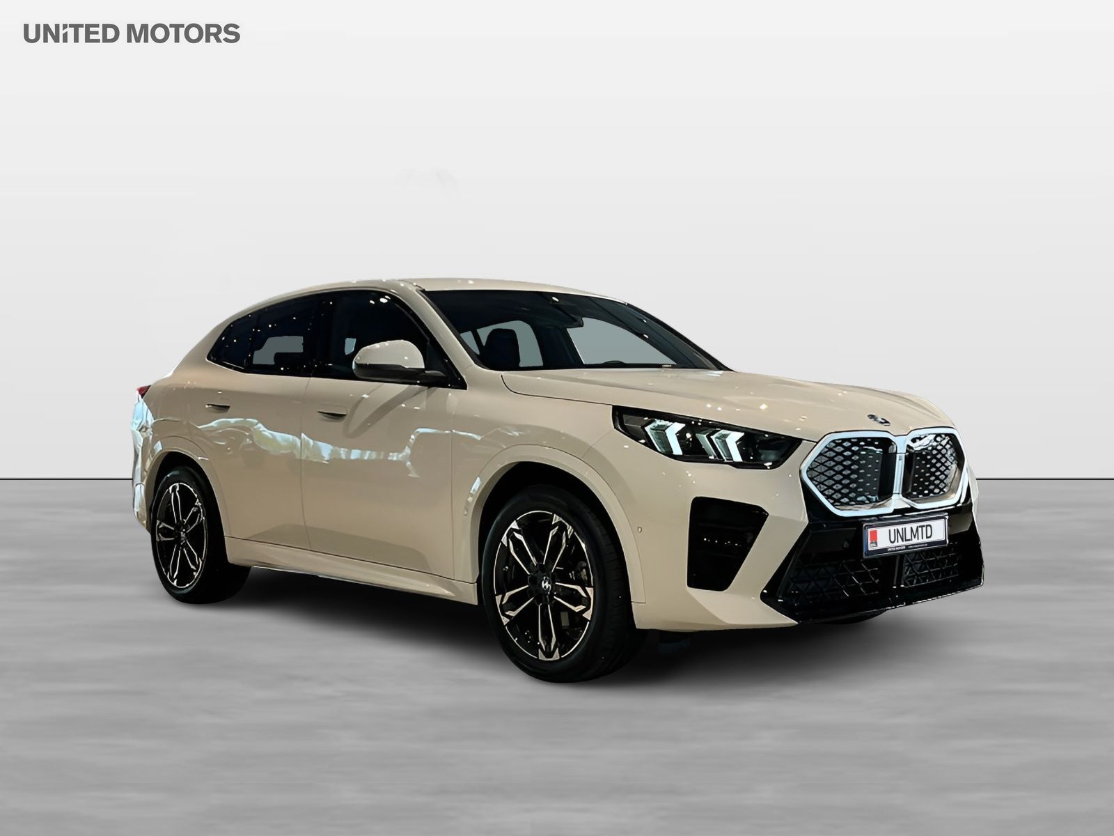 BMW iX2 2026, photo 3/10