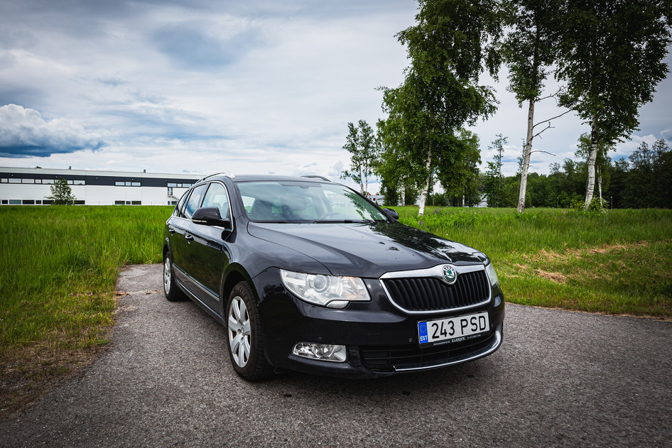 Škoda Superb, 2012, 2.0, 125 kW, дизель, автомат, передний привод