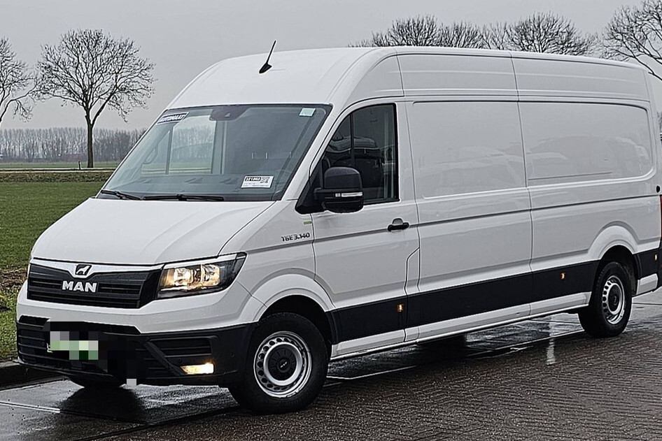 MAN TGE, 2023, 2.0, 103 kW, diesel, automatic, rear-wheel drive