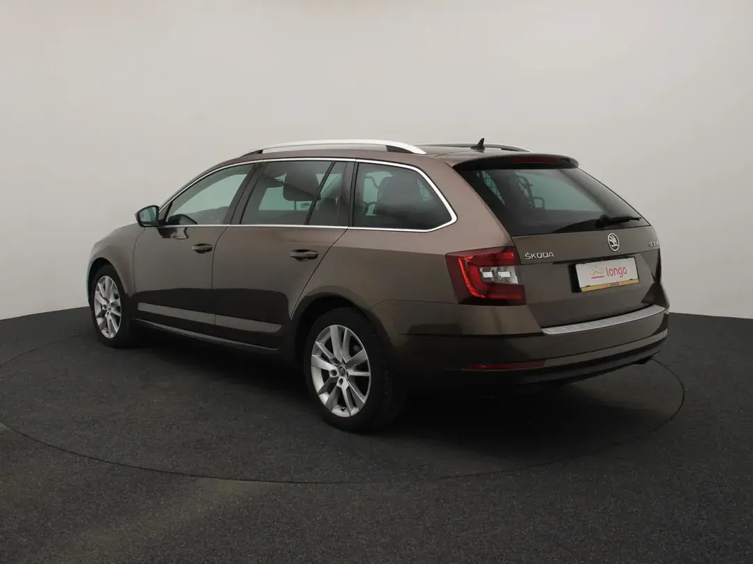 Škoda Octavia 2018, kuva 7/10