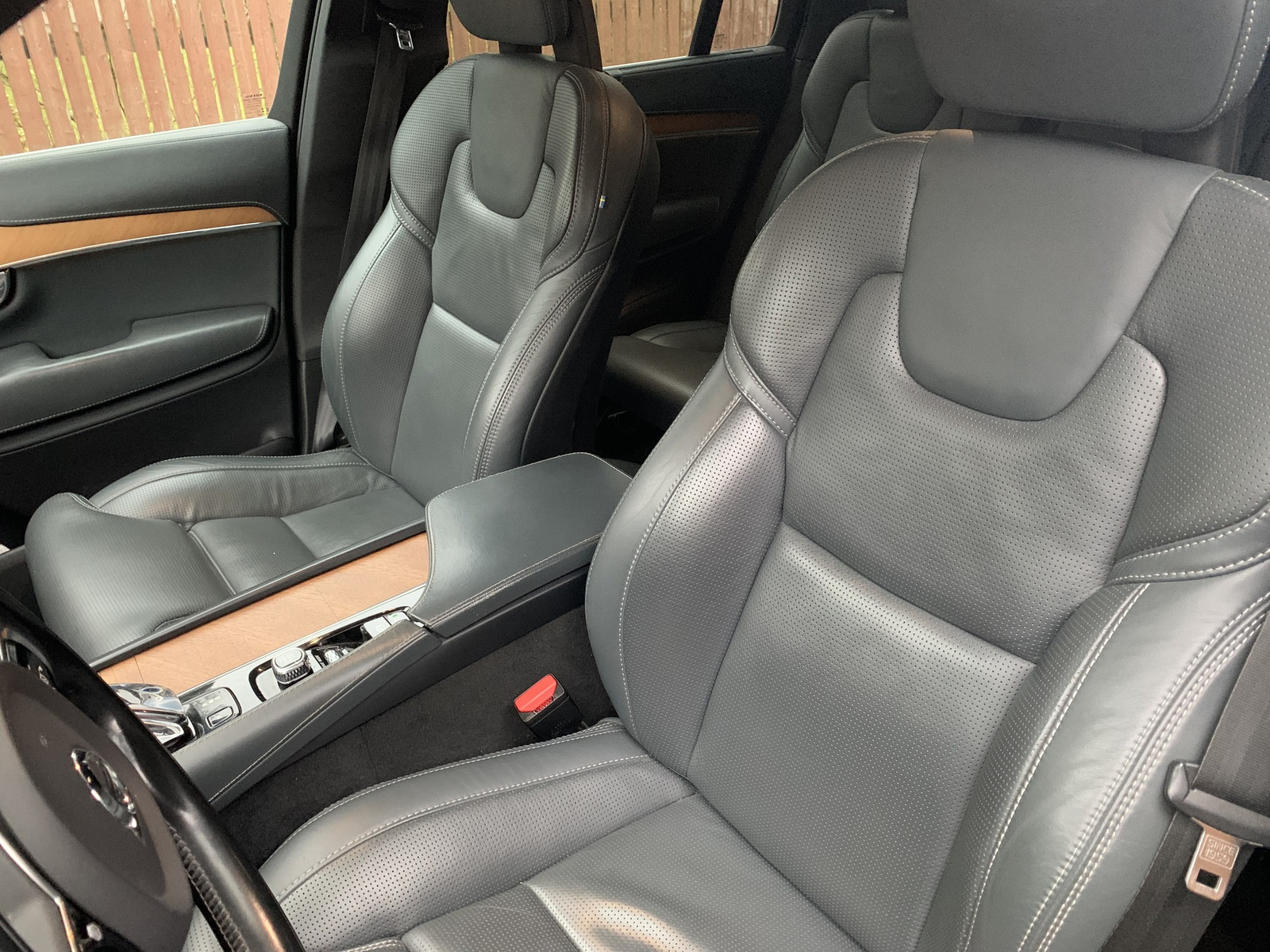 Volvo XC90 2020, photo 7/8