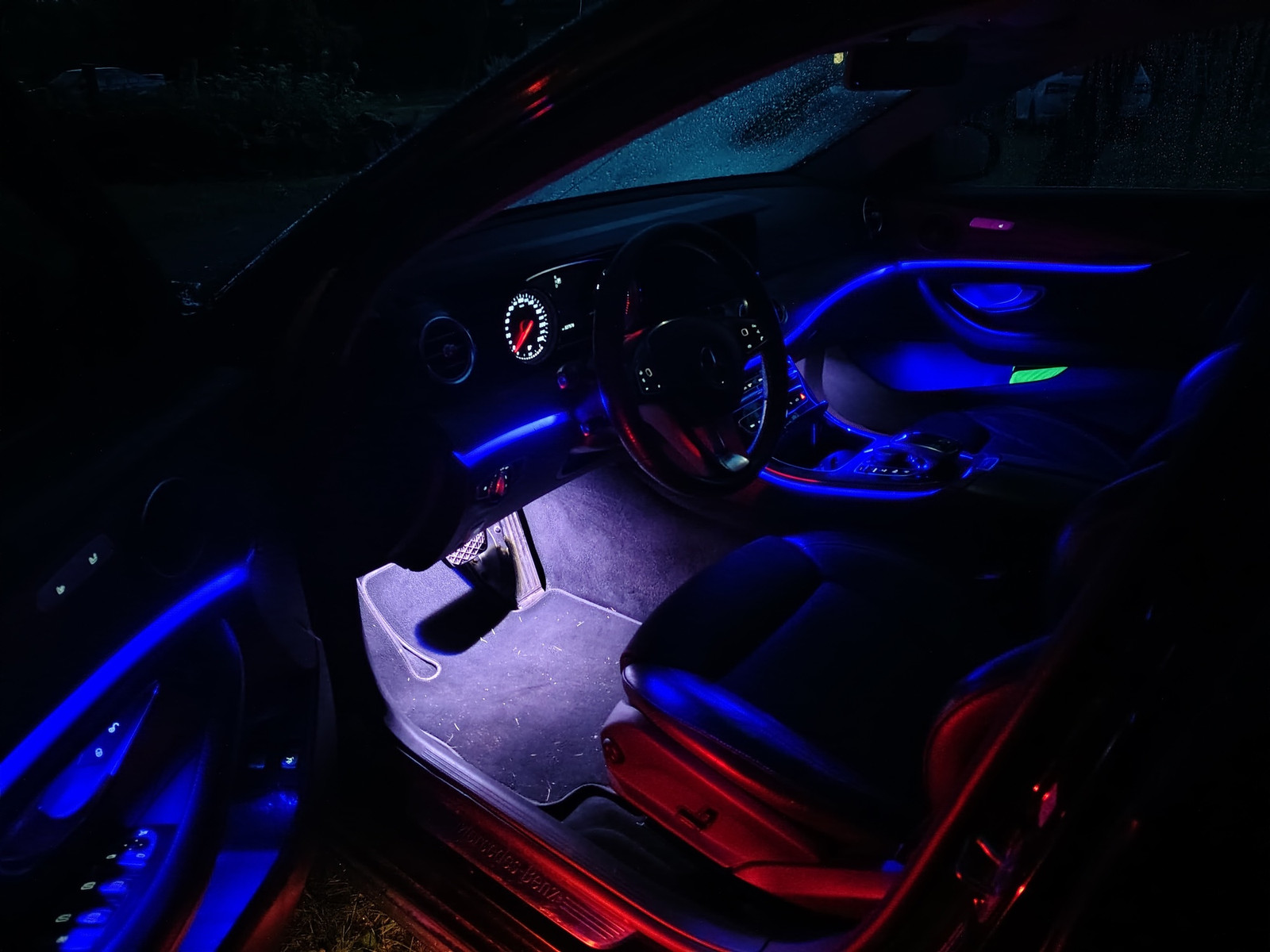 Mercedes-Benz E 220 2017, kuva 8/8